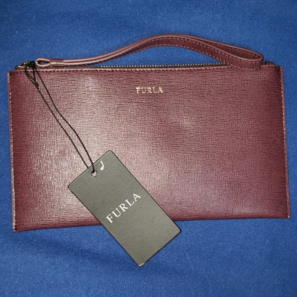 FURLA Saffiano Wristlet Wallet